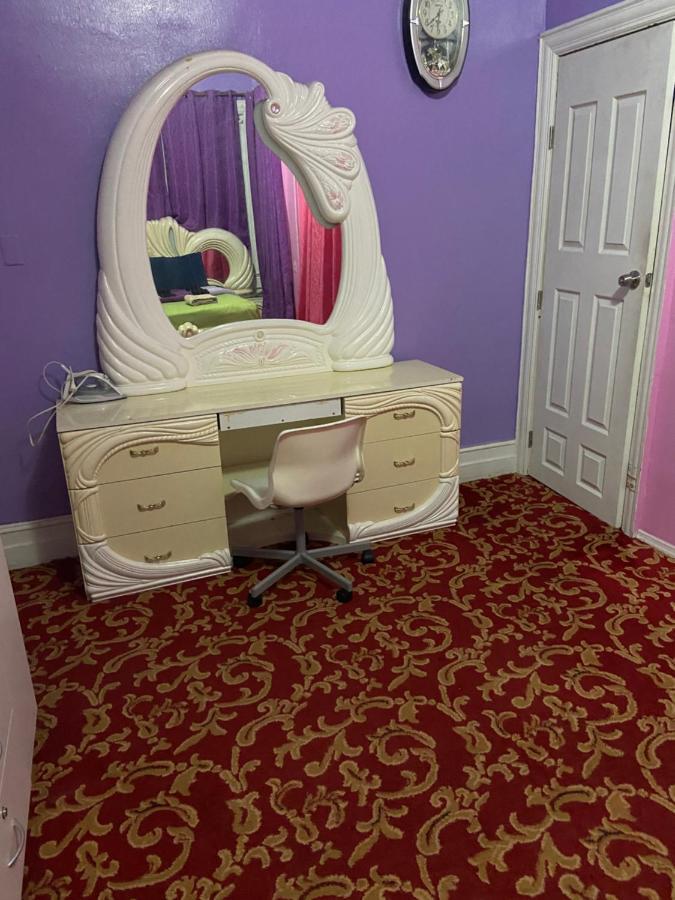 A Lavish Room In Queens New York Extérieur photo